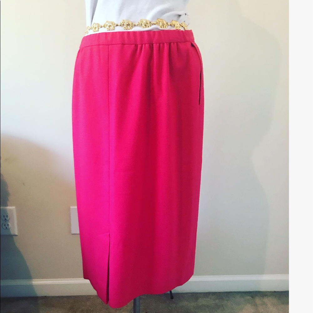 Vintage hot pink wool skirt with pockets
